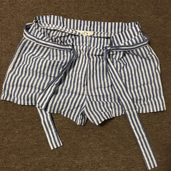 Mini short - Picture 7 of 8